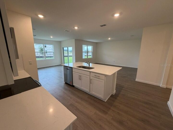 Property Photo:  4922 Marshelder Street  FL 32712 