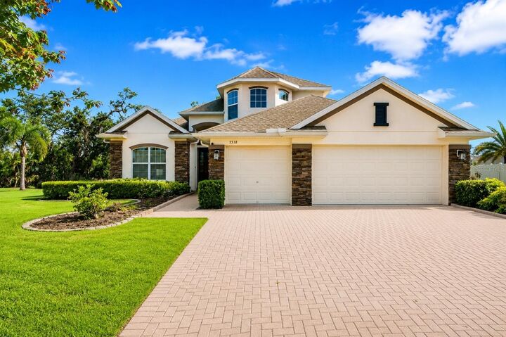 Property Photo:  5518 72nd Terrace E  FL 34222 