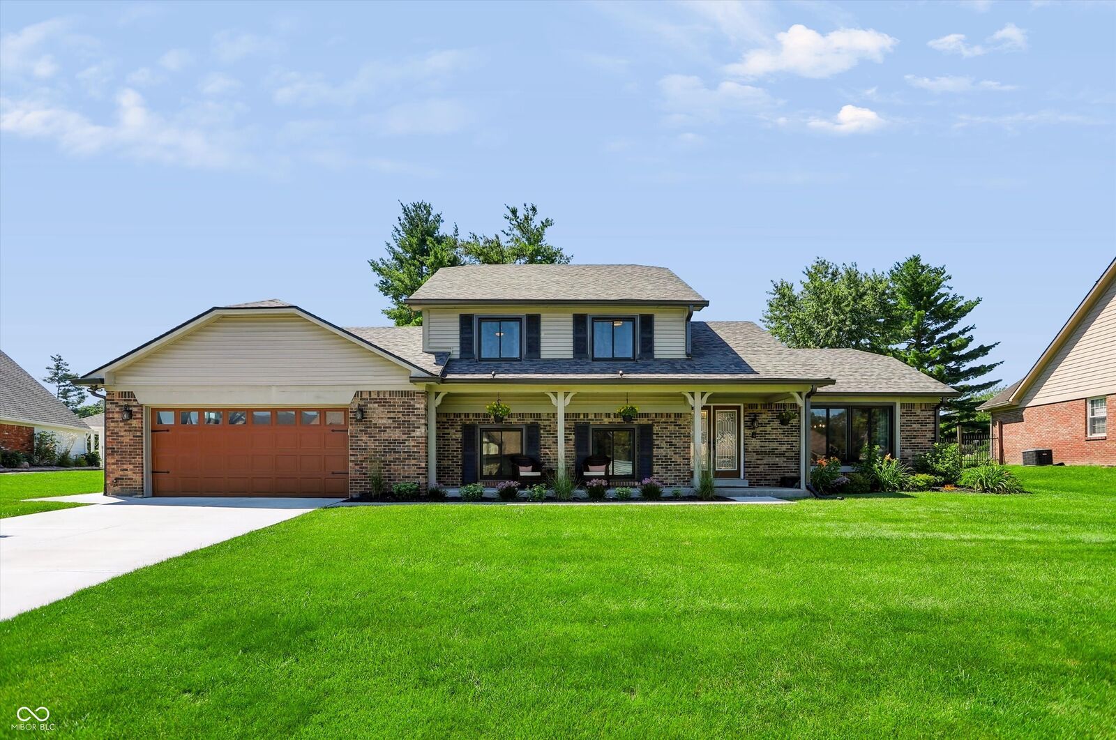 Property Photo:  3185 Fairway Court  IN 46143 