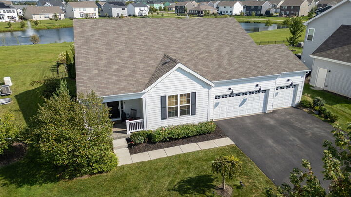 Property Photo: 743 Juniper Street IL 60543