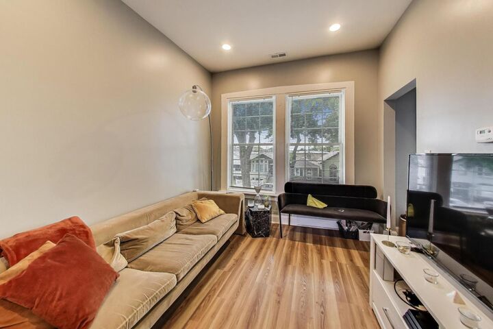 Property Photo:  3623 S Emerald Avenue  IL 60609 