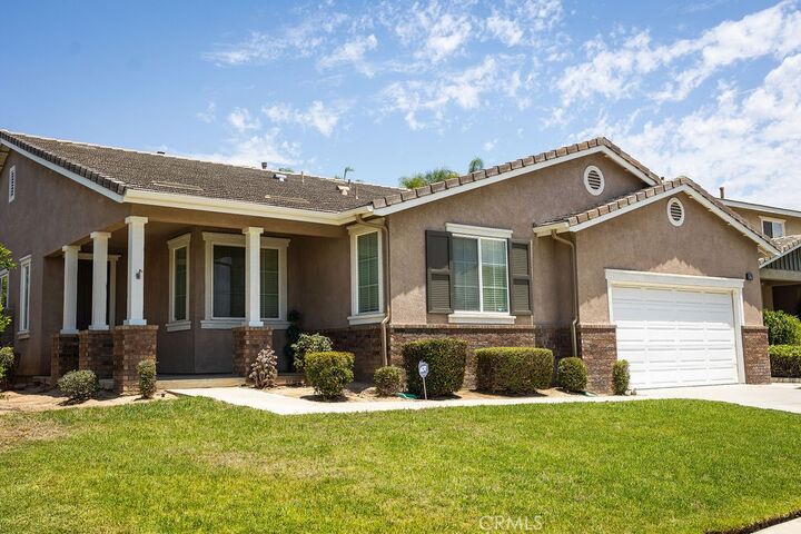 Property Photo:  29274 Henderson  CA 92346 