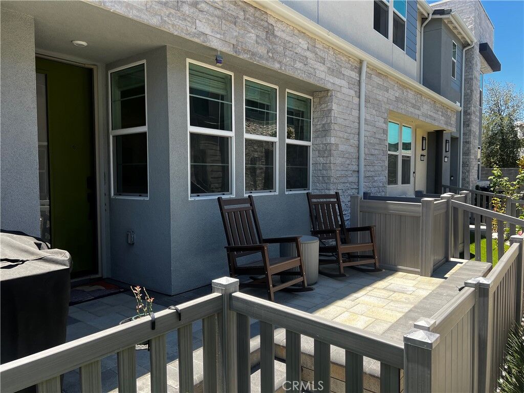 Property Photo:  325 Hazel  CA 92694 