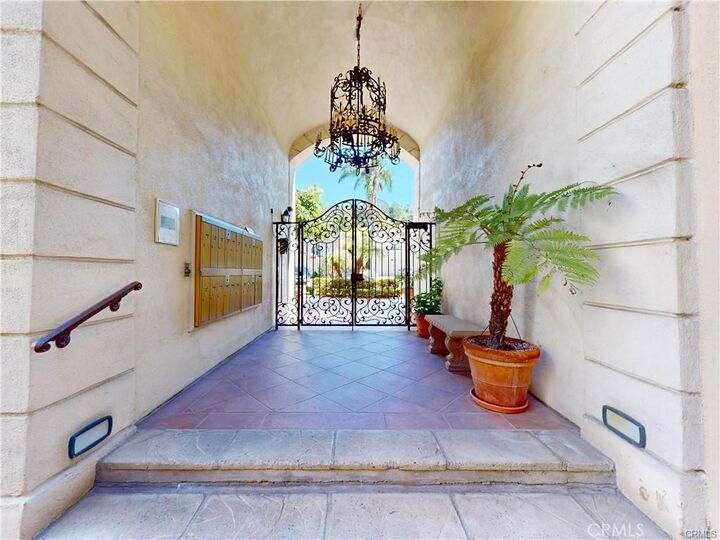 Property Photo: 2525 Via Campesina 304 CA 90274