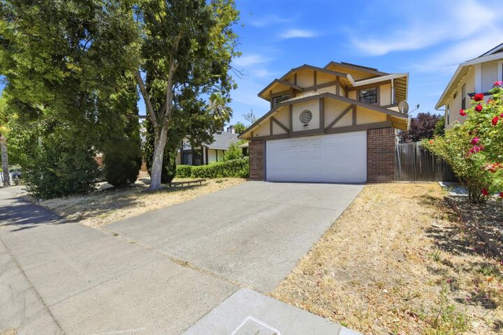 Property Photo:  8467 Carlin Avenue  CA 95823 
