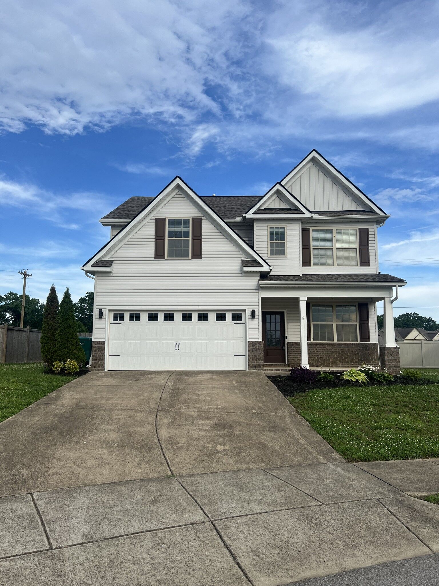 Property Photo:  1008 Keeneland Dr  TN 37174 