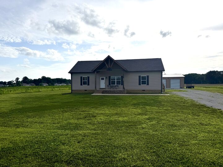 Property Photo:  25 Aldridge Rd  TN 38468 