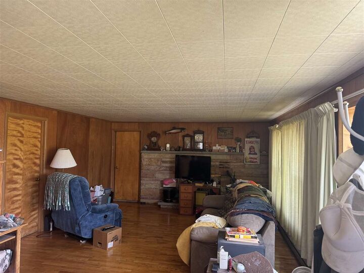 Property Photo: 520 W Central MI 49701