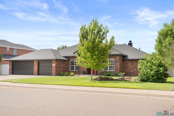 Property Photo:  2009 Kearny Boulevard  NM 88101 