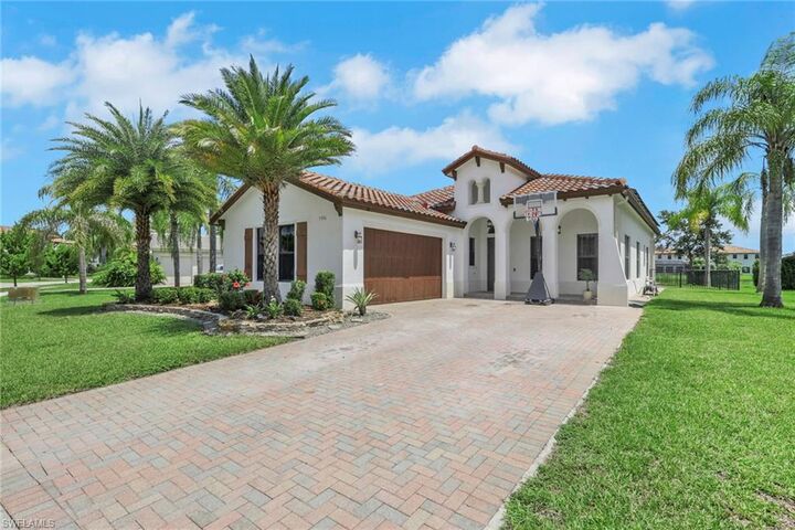 Property Photo:  5386 Ferrari Ave  FL 34142 