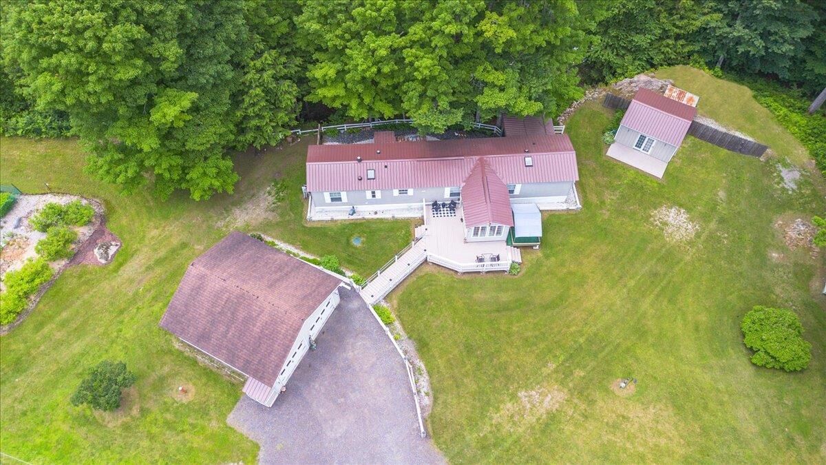Property Photo: 8642 Main Road VT 05462