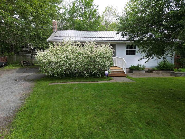 1192 Highway 2 — photo 1