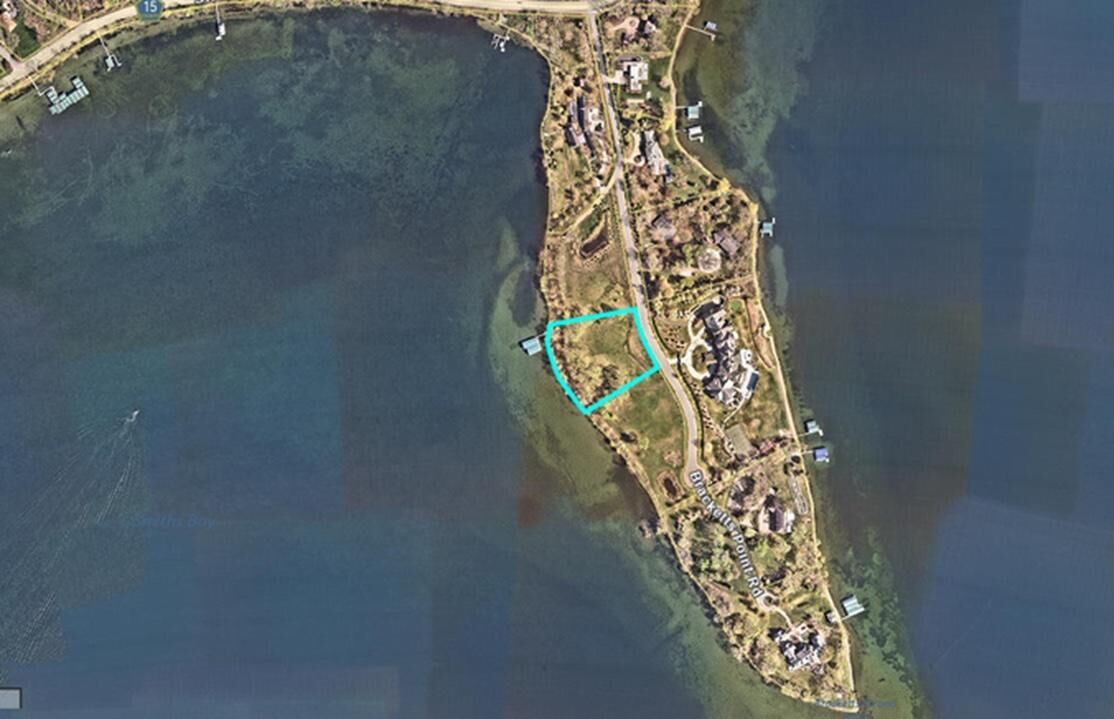 Property Photo:  1415 Bracketts Point Road  MN 55391 