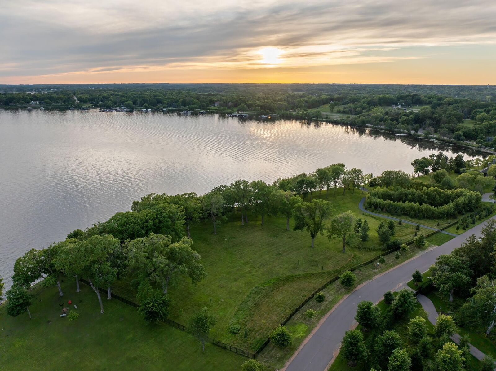 Property Photo:  1415 Bracketts Point Road  MN 55391 