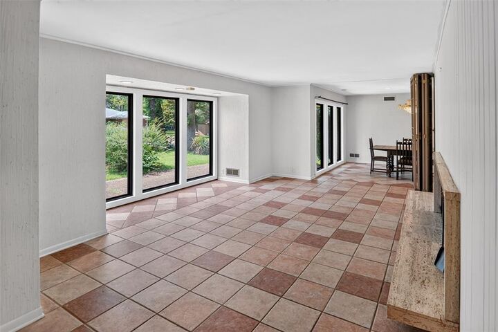 Property Photo:  1911 Harrison Avenue  TX 75460 