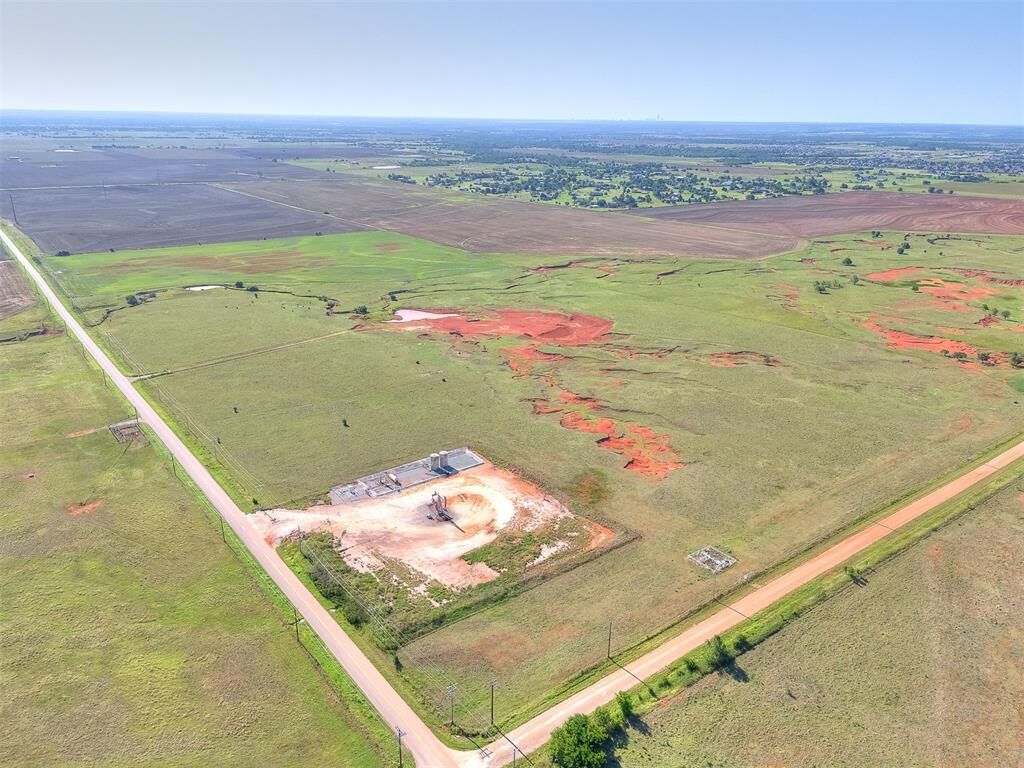 Property Photo:  Cemetery Road And Apache Road Road  OK 73078 