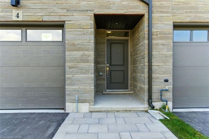 Property Photo: 4 Clear Valley Lane ON L0R 1W0