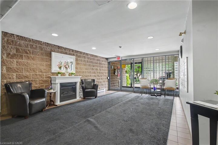 Property Photo: 175 Hunter Street E 401 ON L8N 4E7