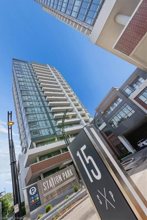 Property Photo:  15 Wellington Street S 1204  ON N2G 0E4 