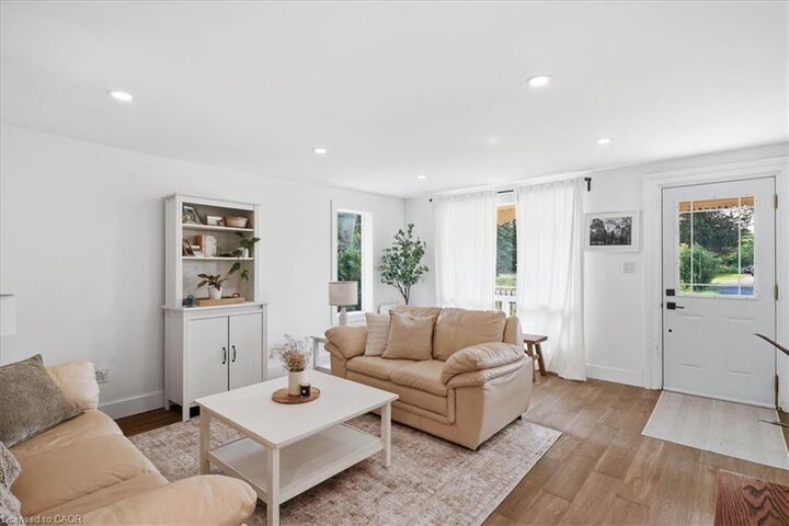 Property Photo: 46 Old Portage Road ON K0K 1L0