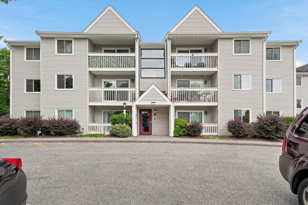 Property Photo:  15 Bower Rd F5  MA 02169 