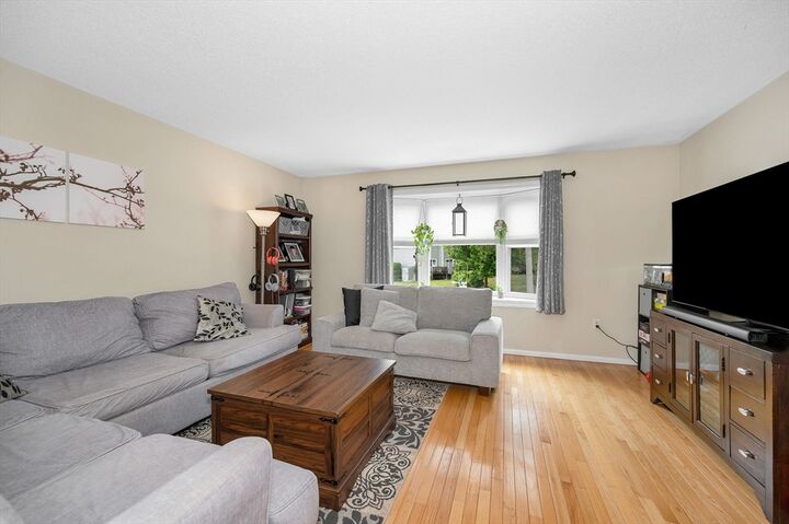 Property Photo:  95 Tennis Plaza Rd 7  MA 01826 
