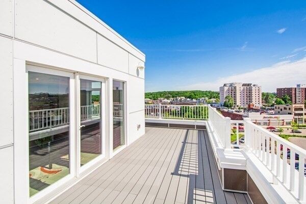 Property Photo:  18 Cliveden 604  MA 02169 