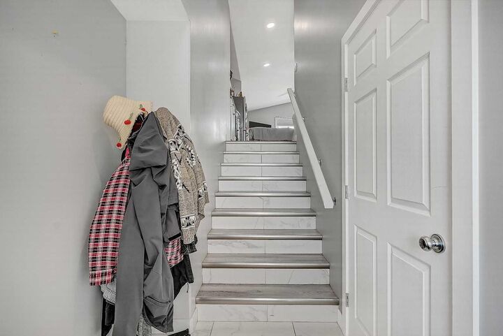 Property Photo:  9505 113 Avenue  AB T8X 0T2 