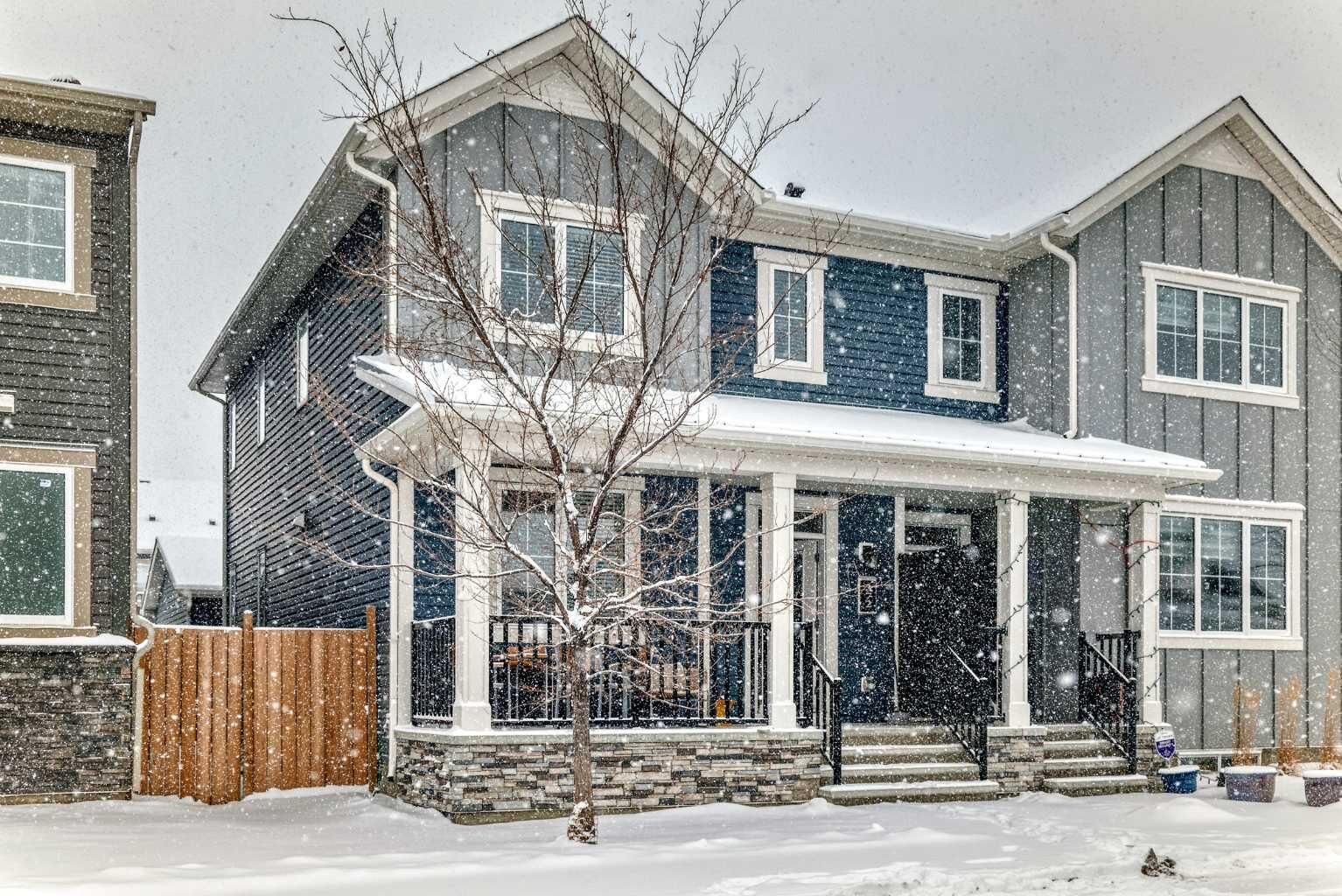 Property Photo: 372 Carrington Way NW AB T3P 0Y9