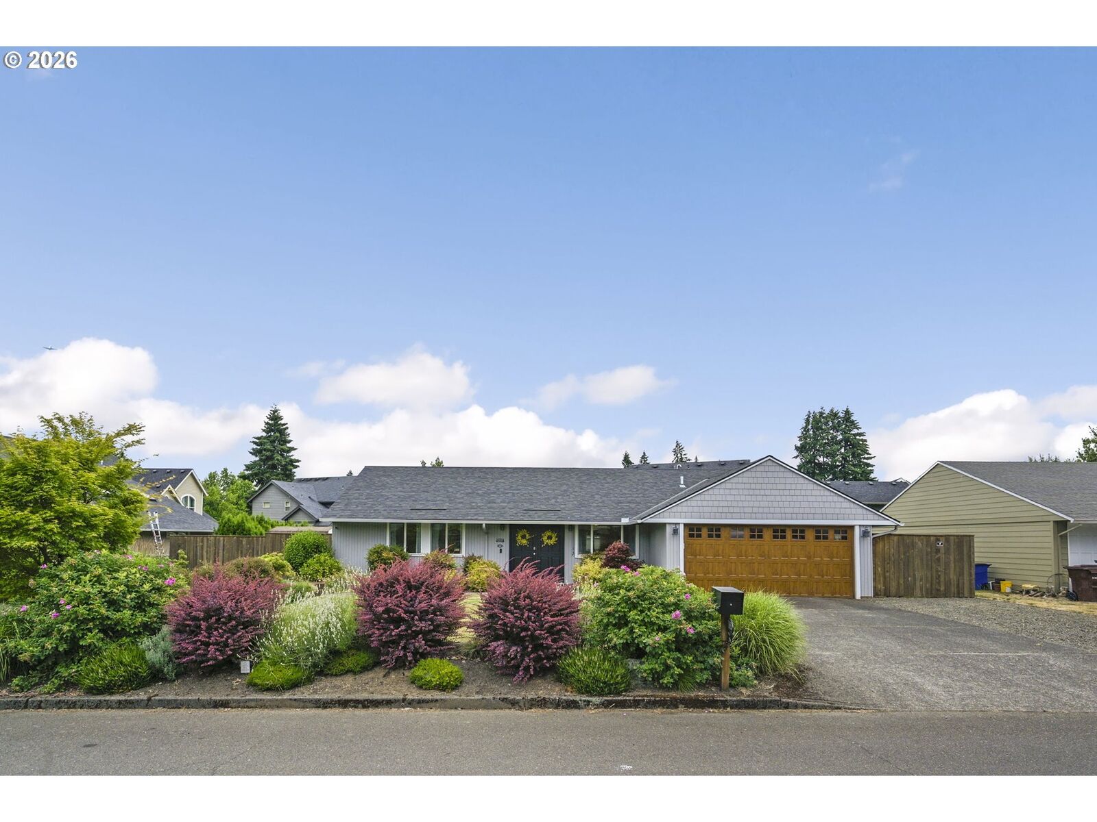 Property Photo: 16934 SE Fragrance Ave OR 97267