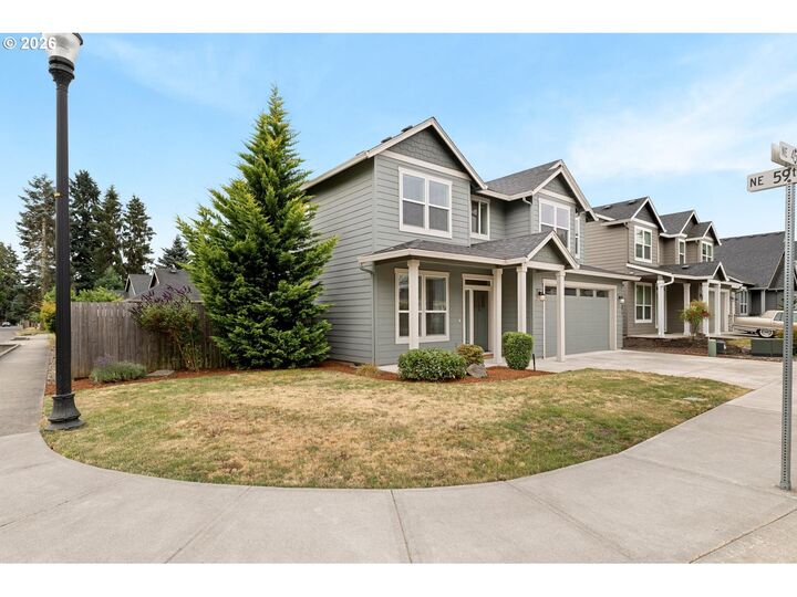 Property Photo:  5815 NE 45th St  WA 98661 