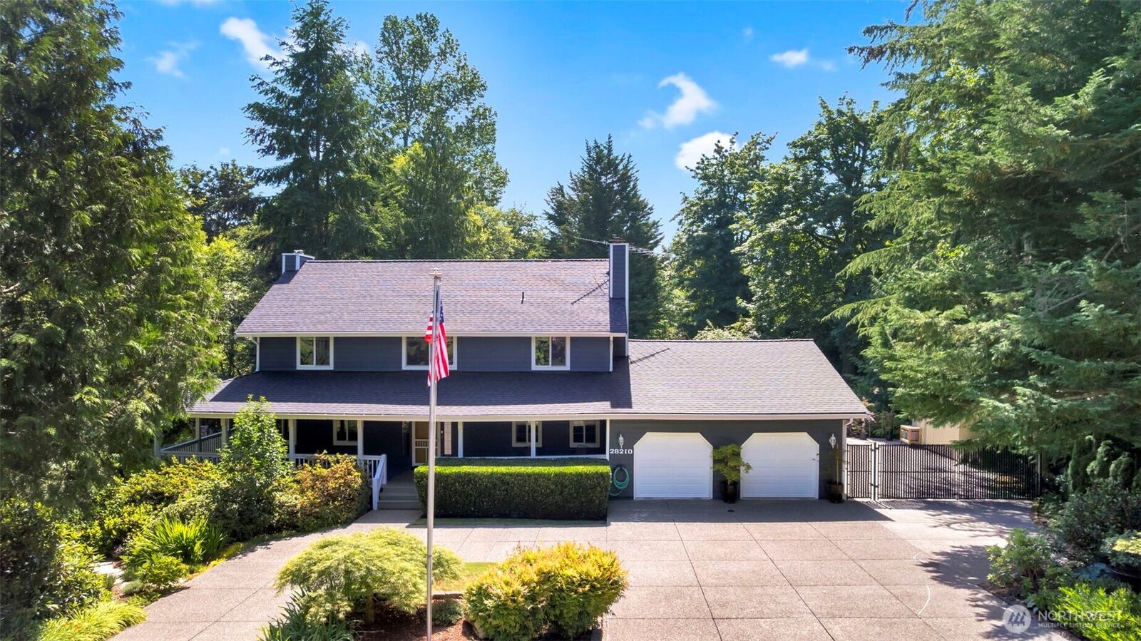 Property Photo: 28210 187th Avenue SE WA 98042