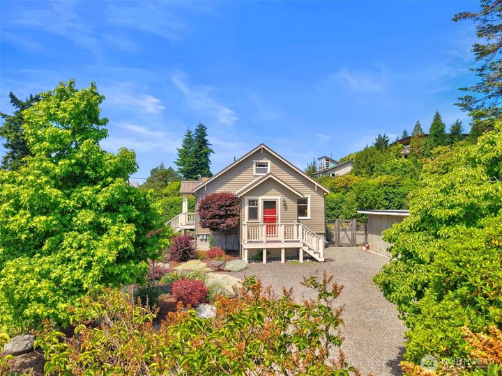 Property Photo:  1018  Taft Street  WA 98368 