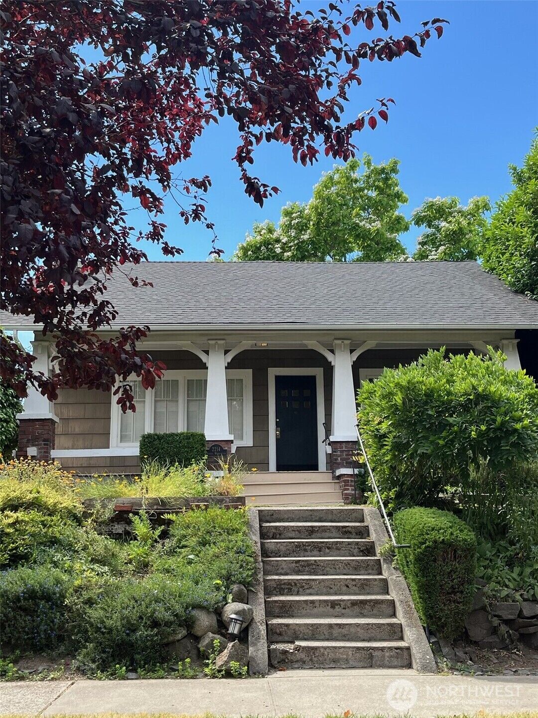 Property Photo:  2214 N Washington Street  WA 98406 
