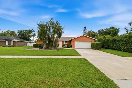 Property Photo:  397 La Mancha Avenue  FL 33411 