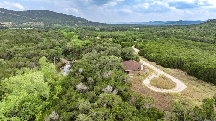 Property Photo: 650 Evans Creek Road TX 78885