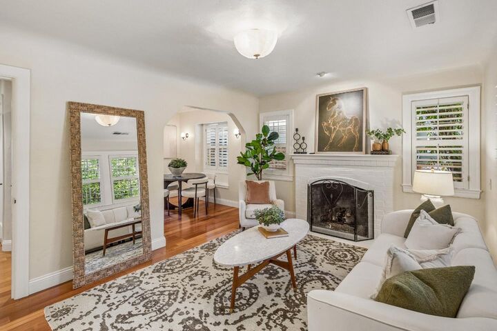 Property Photo:  522 Pope Street  CA 94025 