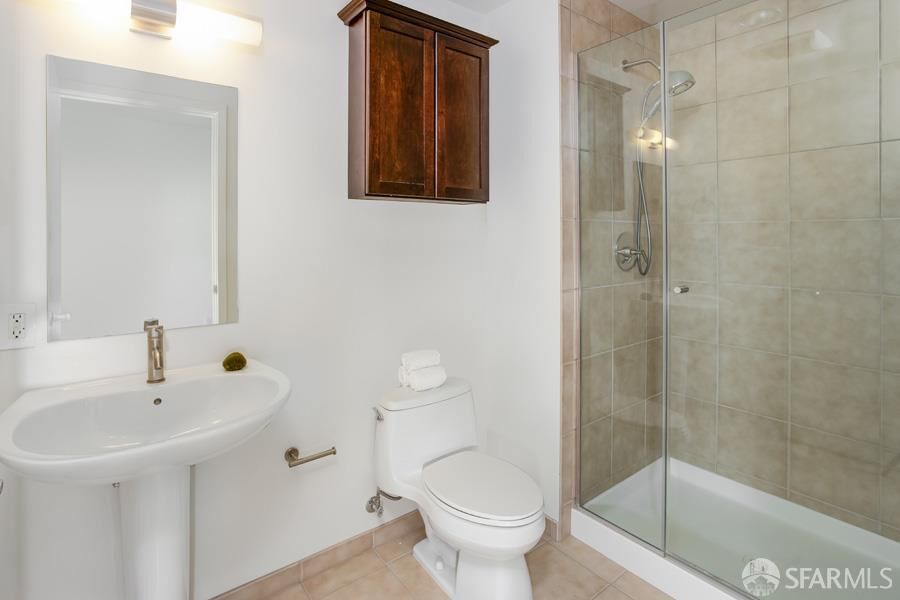 Property Photo:  301 Main Street 25E  CA 94105 