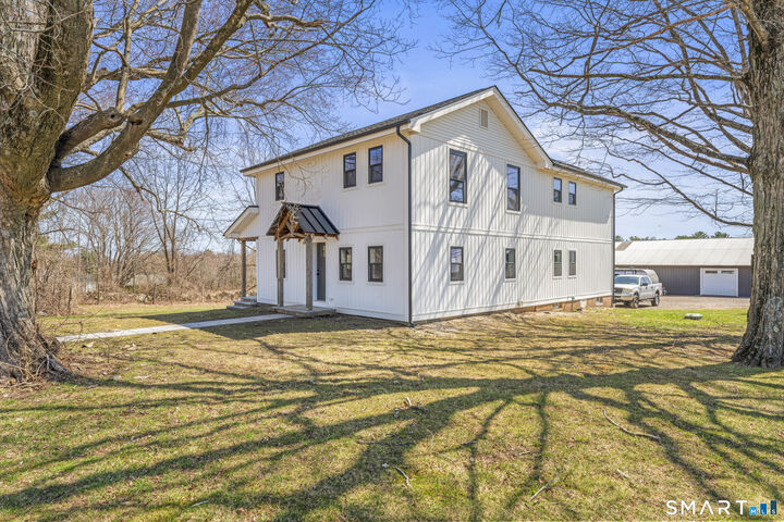Property Photo:  183 Bailey Street  CT 06033 