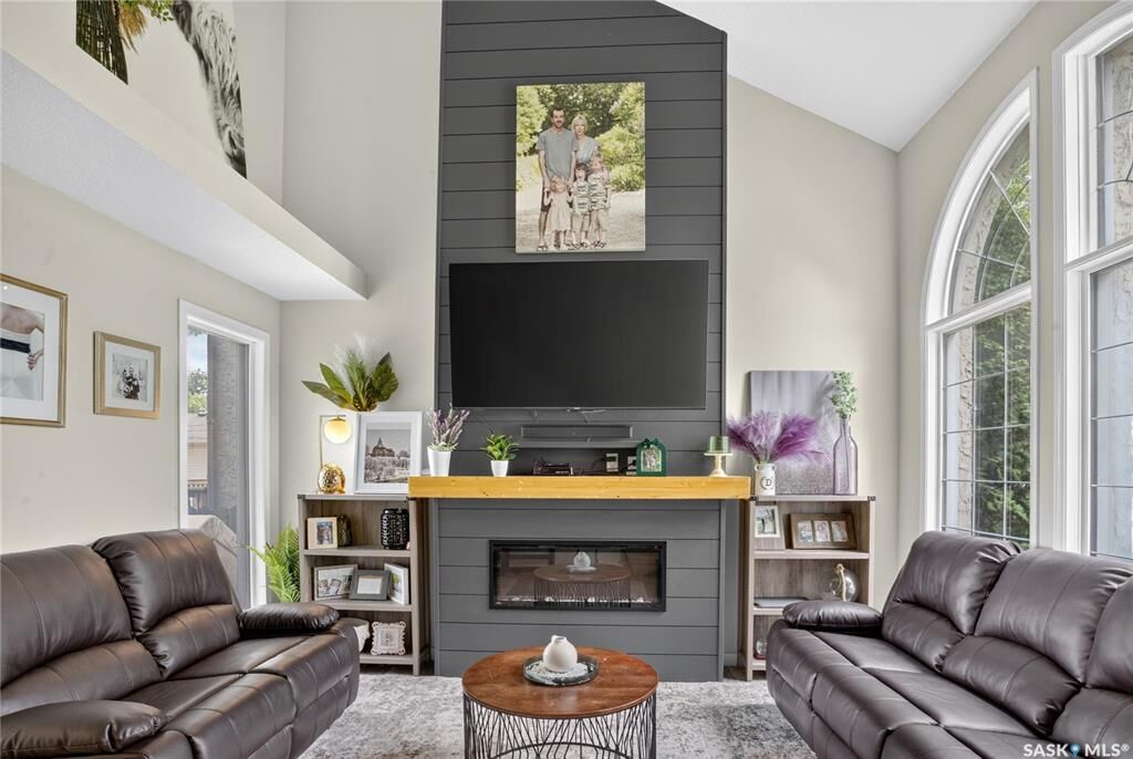 Property Photo:  418 Fehr Crescent  SK S0K 2T0 