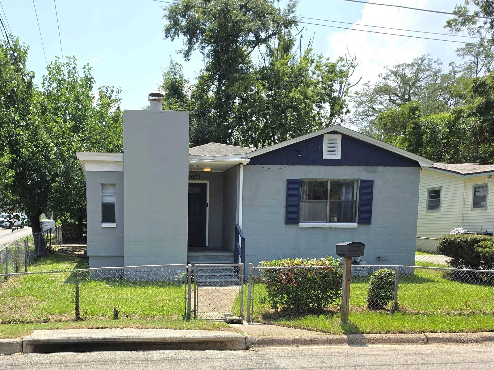 Property Photo:  2001 Daisy Street  FL 32310 