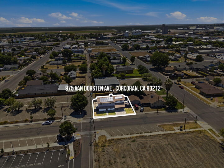 Property Photo: 975 Van Dorsten Avenue CA 93212