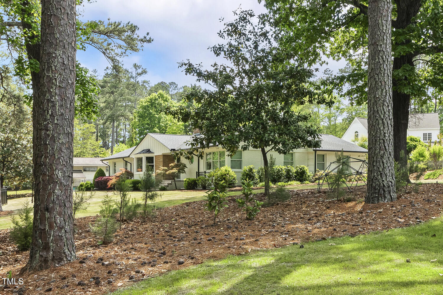 Property Photo: 100 W Lakeside Drive NC 27526