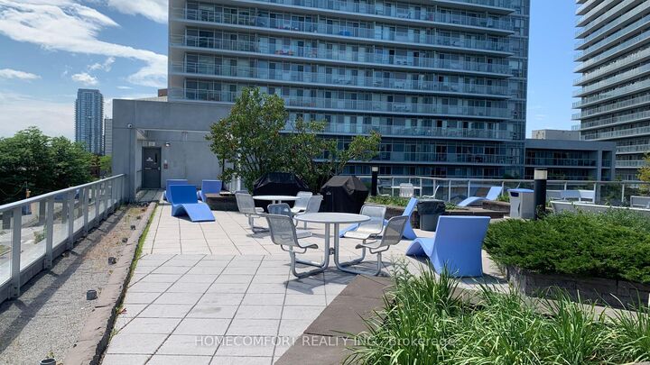 Property Photo:  2015 Sheppard Avenue E 205  ON M2J 0B3 