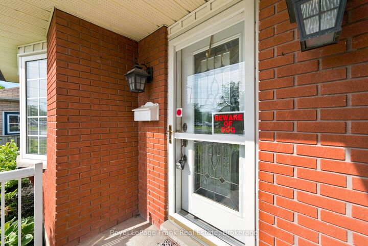 Property Photo:  126 Angeline Street S  ON K9V 3L6 