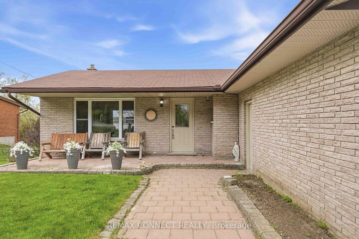 Property Photo:  36 Helen Drive  ON K0L 2W0 