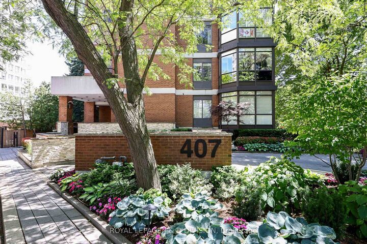 407 Walmer Road 401 — photo 1
