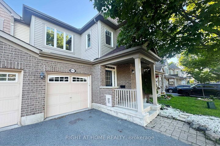 Property Photo: 1053 Pampero Crescent ON K2S 0N5
