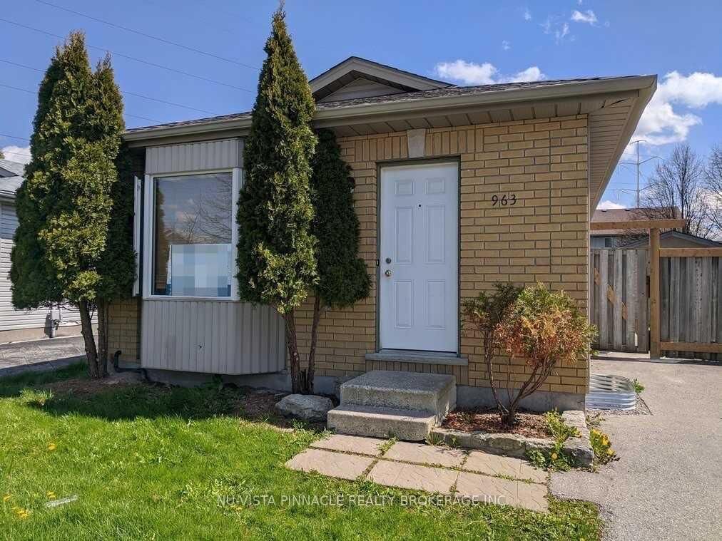 Property Photo:  963 Prosperity Court  ON N5V 5C7 