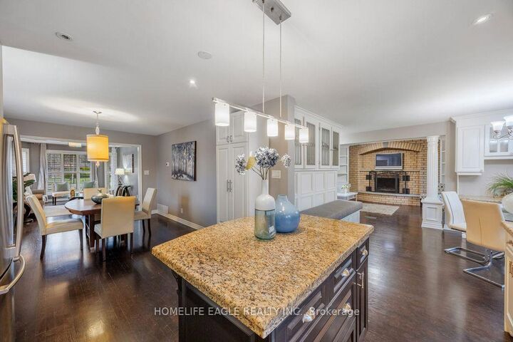 Property Photo: 20286 Yonge Street ON L9N 1B1